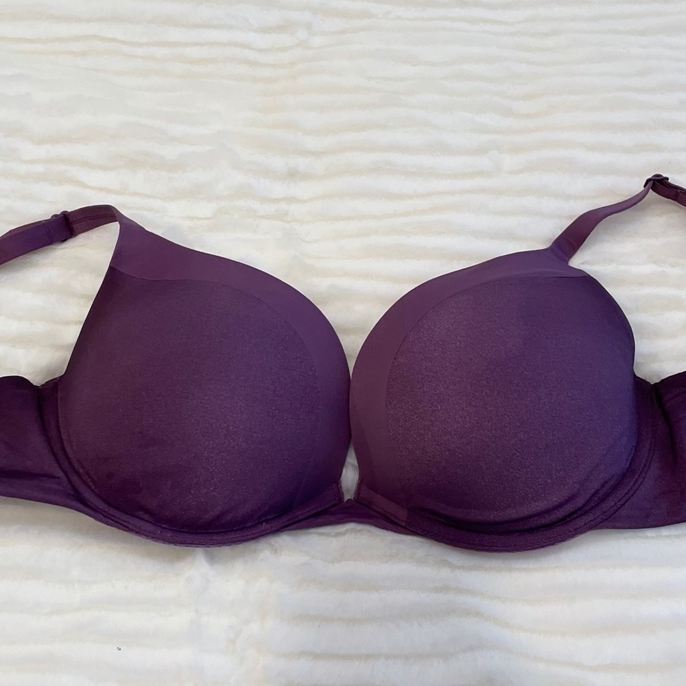 Victoria secret push up bra 34D